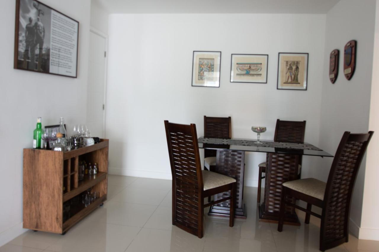 Quarto Em Condominio De Luxo Na Barra Da Tijuca - Rio de Janeiro, Rio de Janeiro